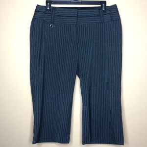 Maurice’s Black Stripes Dress Capris | 7/8
